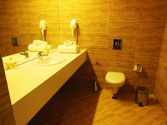 Bathroom, Tsarsko selo Hotel & SPA, Stolichna