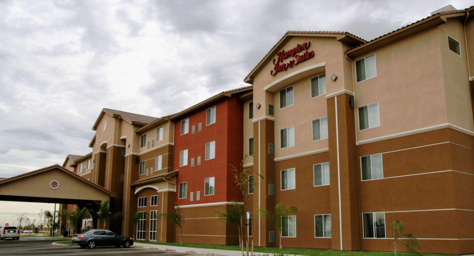 Exterior & Views 2, Hampton Inn & Suites Bakersfield North Airport, Kern