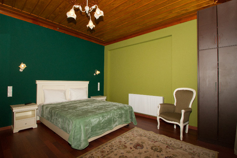 Bedroom 2, Monodendri, Epirus