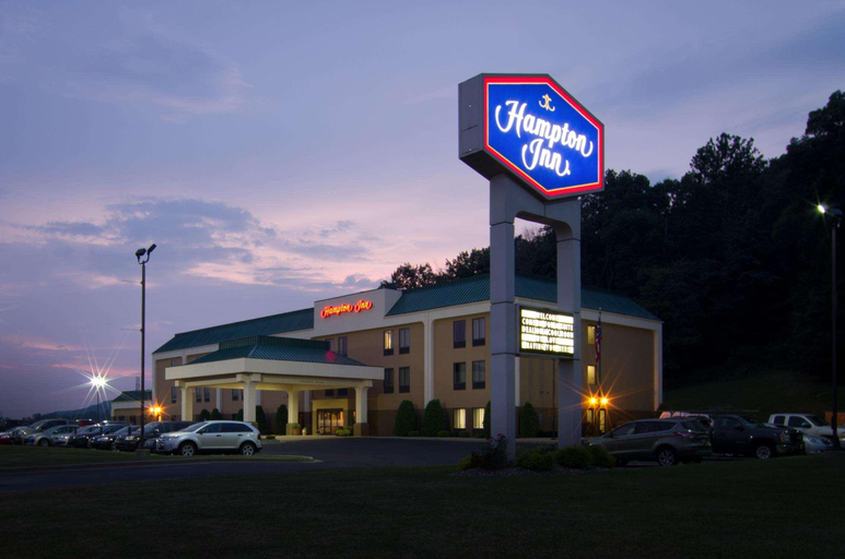 Exterior & Views 2, Spark By Hilton Newcomerstown, Tuscarawas