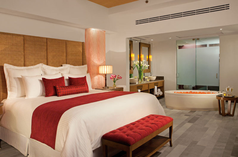 Bedroom, Secrets Vallarta Bay Resorts & Spa, Puerto Vallarta