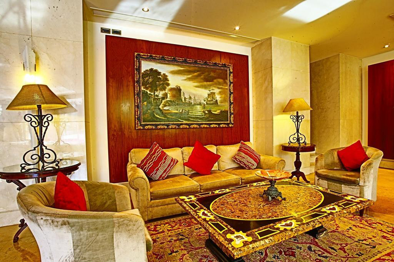Public Area 3, Coral Beach Hotel & Resort, Baabda