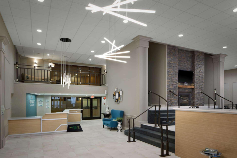 Public Area 2, Wingate by Wyndham St. Clairsville/Wheeling, Belmont