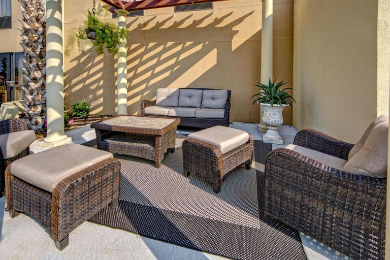 Public Area 2, Hampton Inn Laurinburg, Scotland