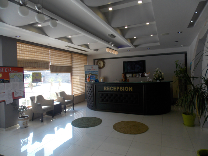 Public Area 3, Hotel Mediterrane, Sarandës