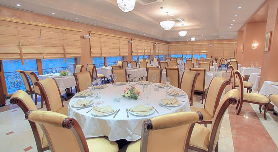 Food & Drinks, Lake Palace Hotel Baku, Baku