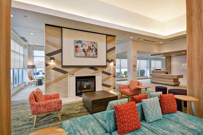 Public Area 2, Hilton Garden Inn Ridgefield Park, Bergen