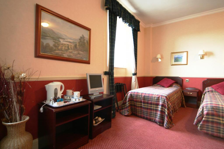 Bedroom 4, Royal Hotel, Argyll and Bute