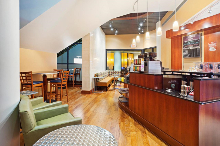 Food & Drinks 5, Chattanooga Marriott Downtown, Hamilton