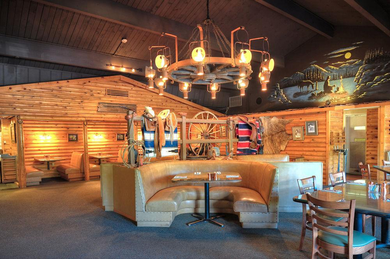 Food & Drinks 5, Kohl's Ranch Lodge, Gila