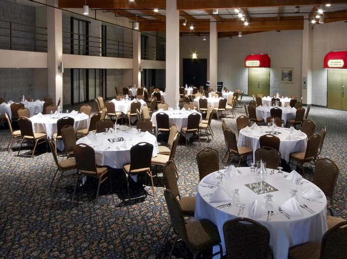 Food & Drinks 5, Ramkota Hotel, Natrona