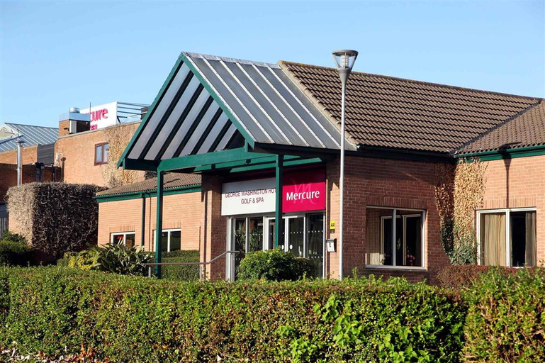 Exterior & Views 2, Mercure Newcastle George Washington Golf & Spa, Sunderland