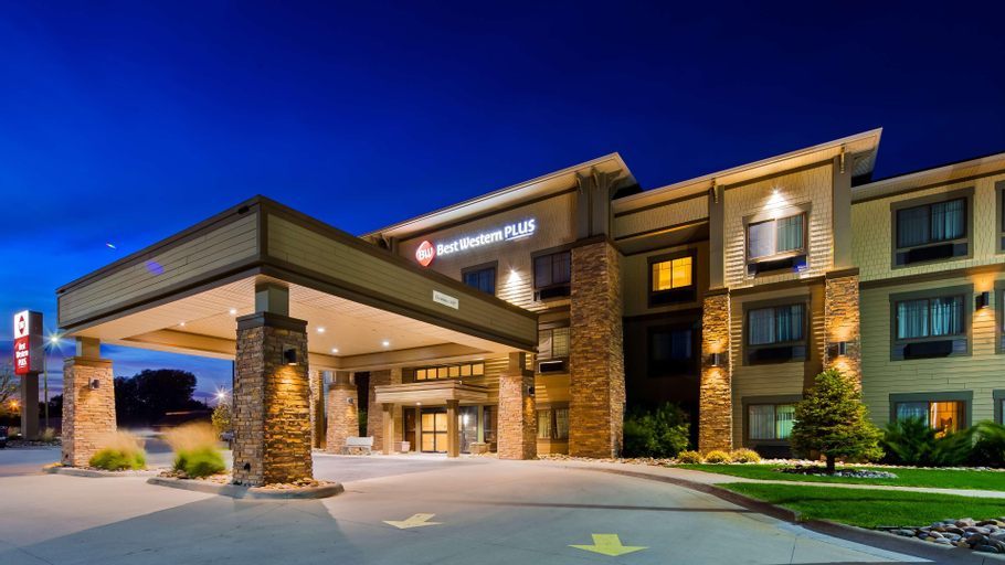 Best Western Plus Grand Island Inn & Suites, Hall