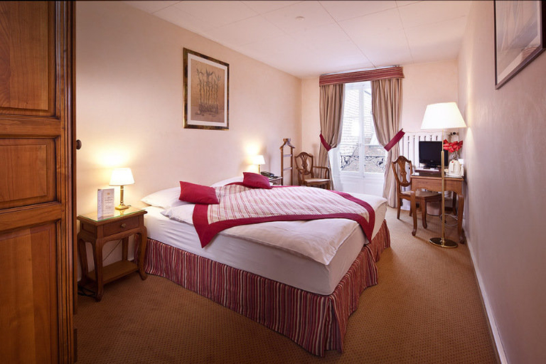 Bedroom 3, Hôtel de la Couronne, Morges