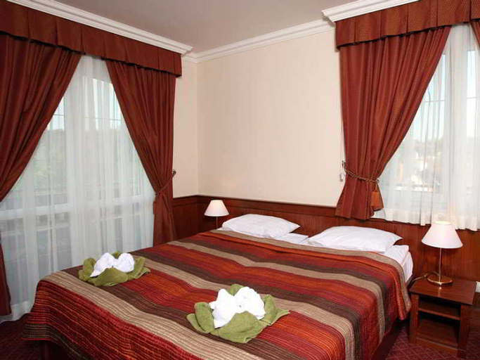 Bedroom 2, Hotel Kodmon, Eger