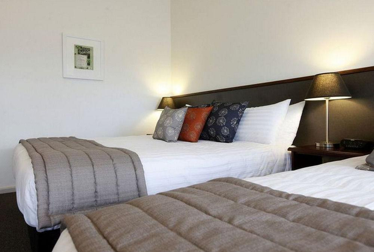 Bedroom 3, Harrigan's Irish Pub & Accommodation, Cessnock