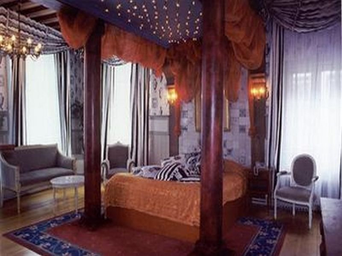 Bedroom 3, City Hotel Nieuw Minerva Leiden, Leiden