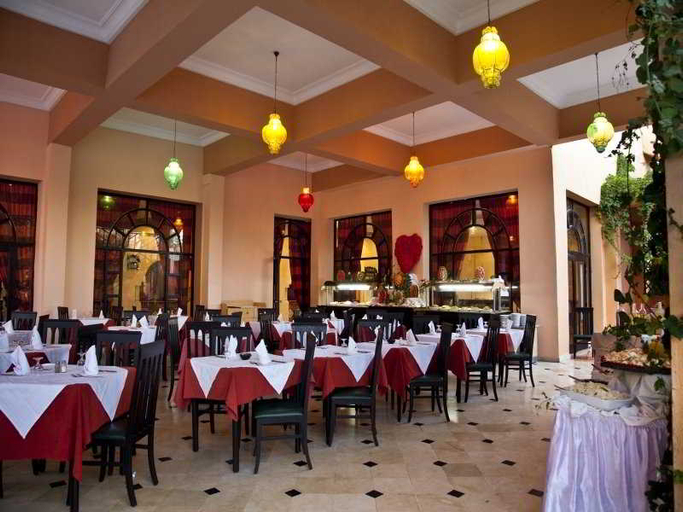 Food & Drinks 4, Dar El Olf, Bouficha