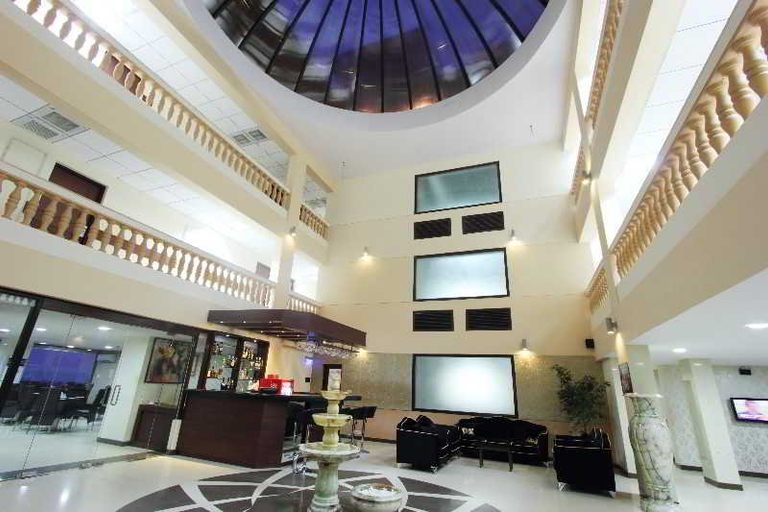Public Area 3, The Queeny, South Goa