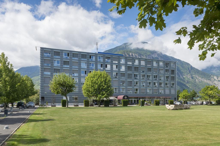Exterior & Views 2, Hotel & Restaurant Vatel, Martigny