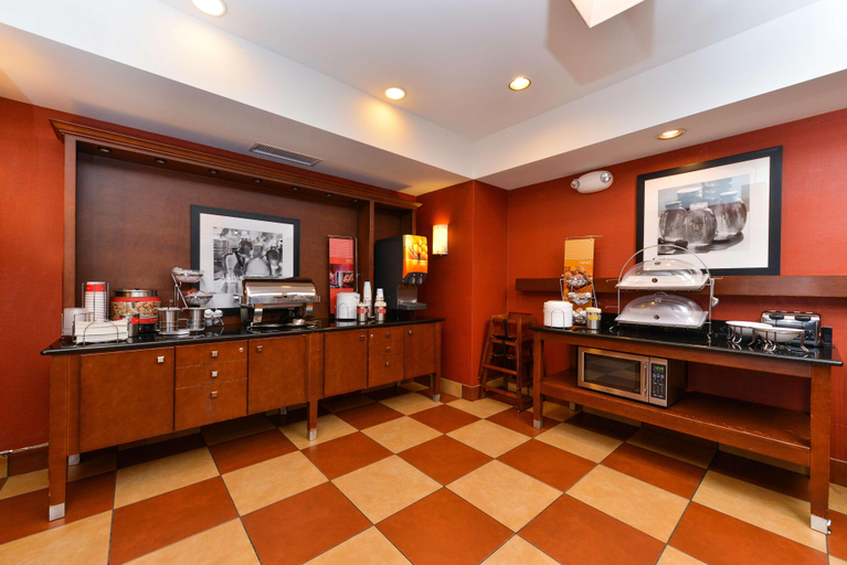 Public Area 2, Hampton Inn Yorkville, Kendall