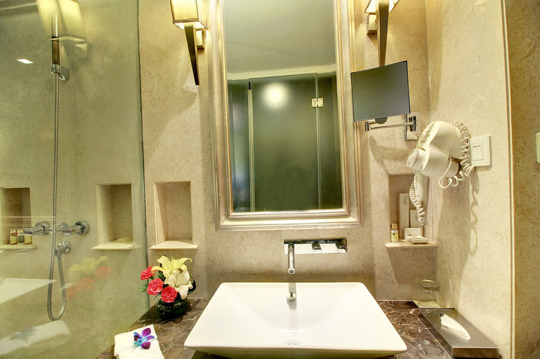 Bathroom 5, The Pllazio Hotel Gurgaon, Gurgaon