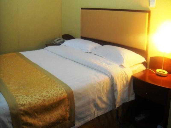 Bedroom 2, Dalian Huaicheng Hotel, Dalian