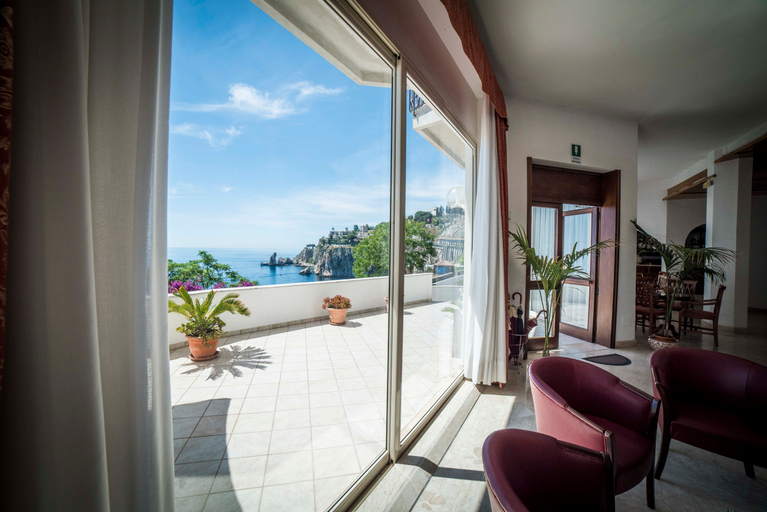 Public Area 2, Hotel Isola Bella, Messina