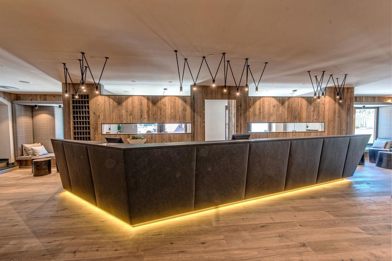 Public Area 3, Alpina, Imst