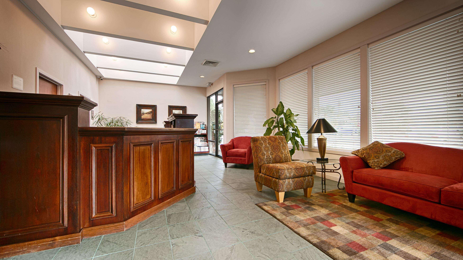 Public Area 2, Hayward Inn, Lane