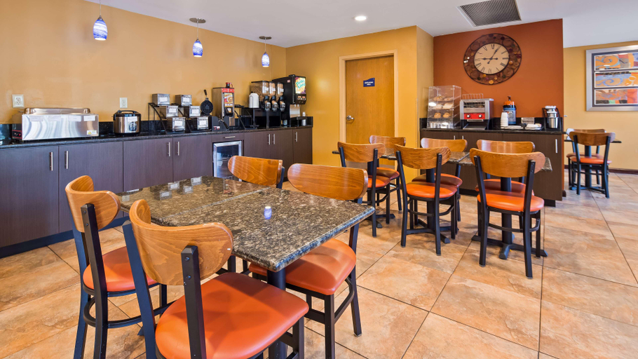 Food & Drinks 5, Best Western Inn Florence, Boone