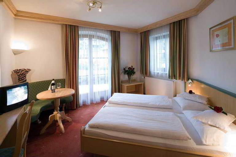 Bedroom 3, Gasthof Obermair, Kitzbühel