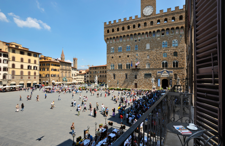 Art and Luxury Apartment, Florence