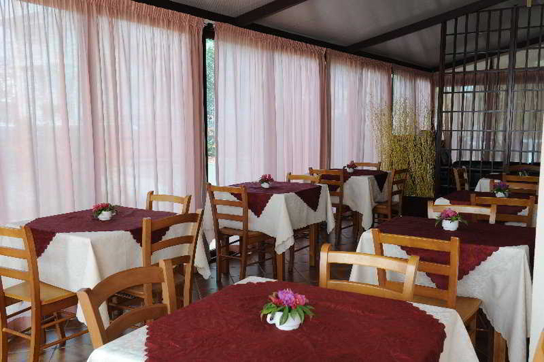 Food & Drinks 5, Hotel Mistral, Sassari