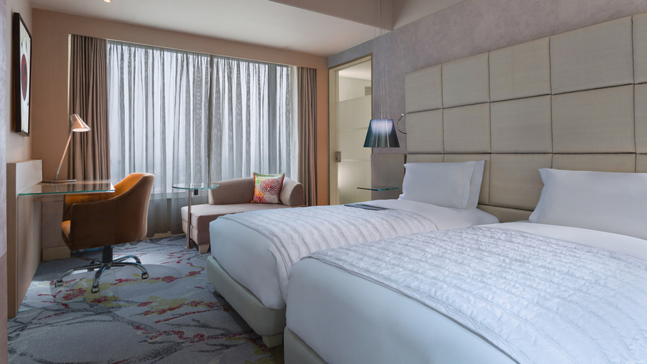 Bedroom 3, Le Meridien Gurgaon, Delhi