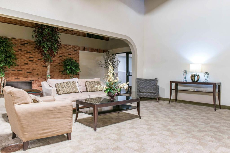 Public Area 2, Baymont by Wyndham Festus, Jefferson