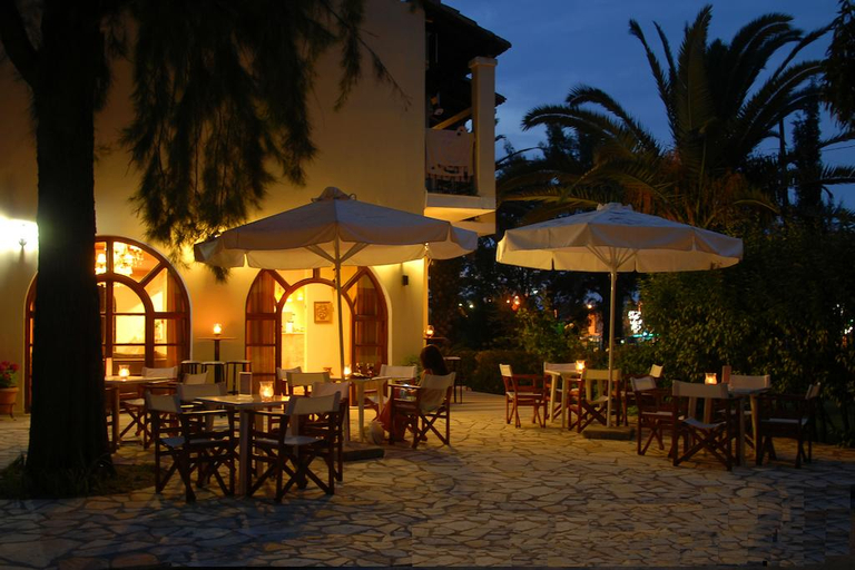 Food & Drinks 4, Milton, Ionian Islands
