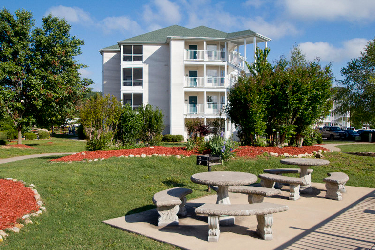 The Suites At Fall Creek, Taney