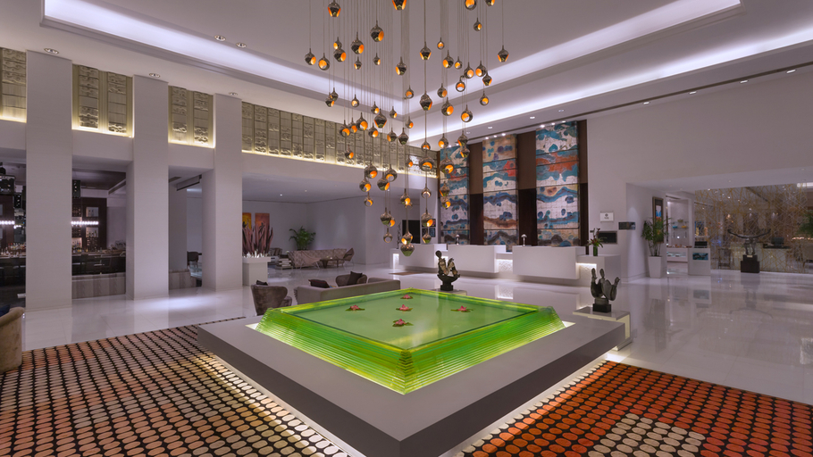 Public Area 4, Le Meridien Gurgaon, Delhi