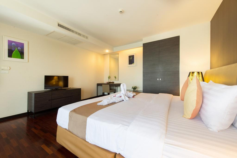 Bedroom 13