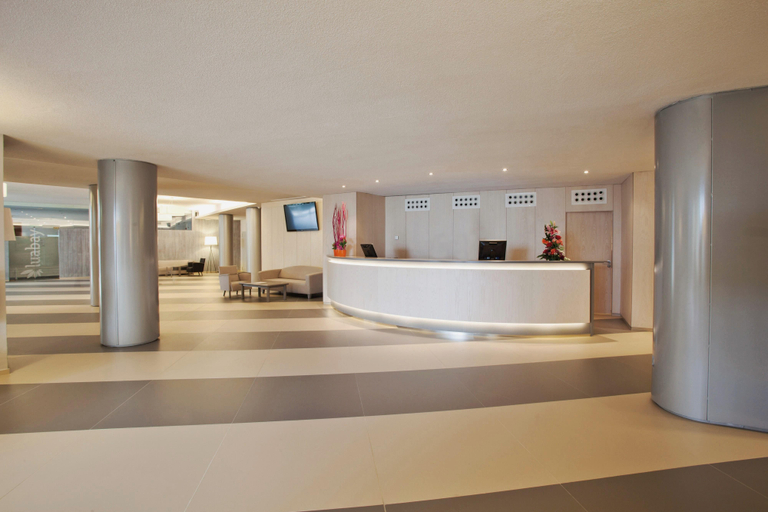 Public Area, Be Live Adults Only Marivent, Baleares