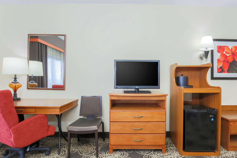 Bedroom 3, Hampton Inn & Suites-Dallas Allen, Collin