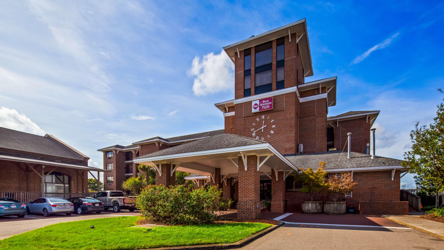 Exterior & Views 1, Best Western Plus Coastline Inn, New Hanover