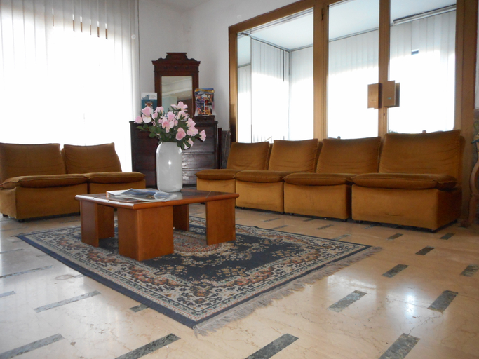 Public Area 3, Primavera, Brescia