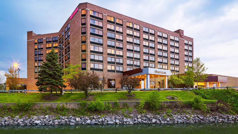 Exterior & Views 2, Sheraton Hotel Lisle, Dupage