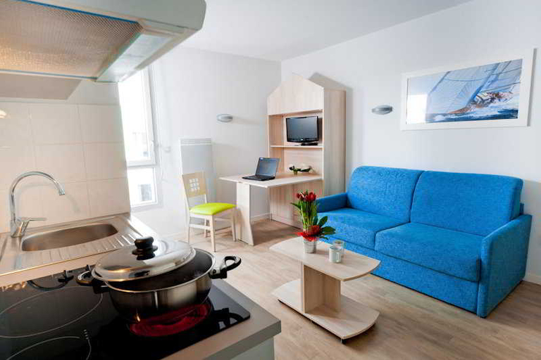 Bedroom 3, Lagrange Apart'HOTEL L'Escale Marine, Charente-Maritime