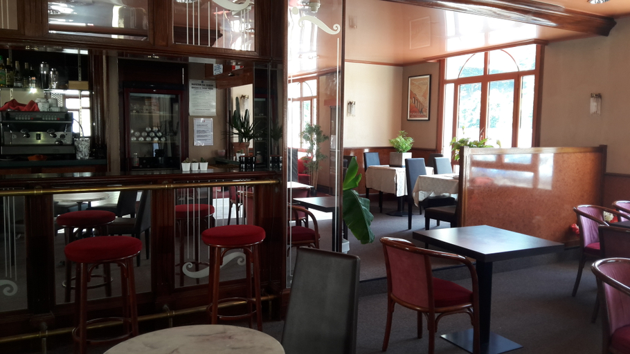 Food & Drinks 5, Sainte Catherine Hotel, Hautes-Pyrénées