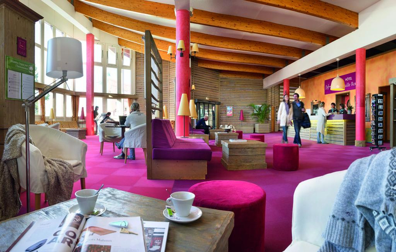 Public Area 2, Arc 2000 "L'Aiguille Rouge", Savoie