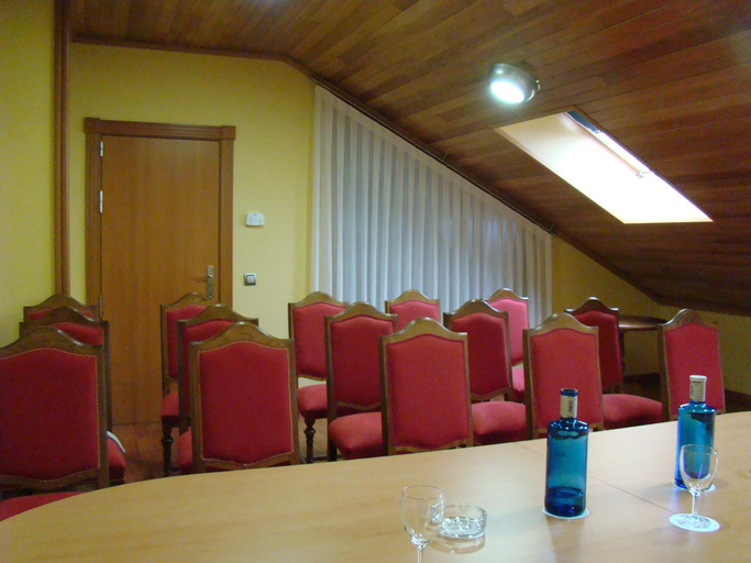 Public Area 3, Dos Castillas, Ávila