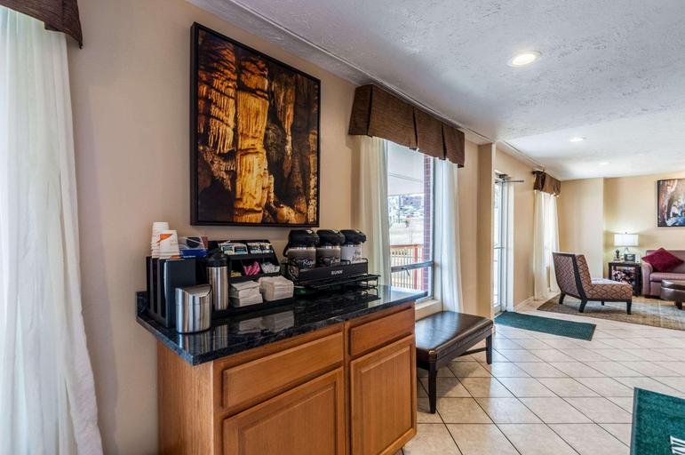 Public Area 2, Quality Inn Luray, Page
